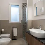 Le Di Vada/ Pietra Bianca Apartamento